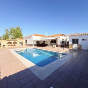 CHALET INDEPENDIENTE EN SOLA UNA PLANTA