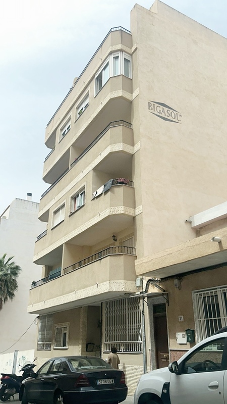 PISO AMPLIO, CÉNTRICO, TORREVIEJA